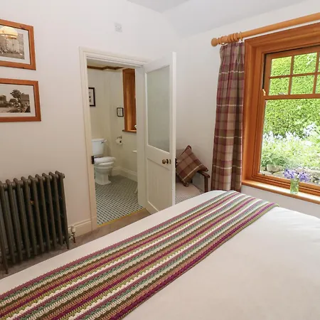 Tatil Evi Plum Tree